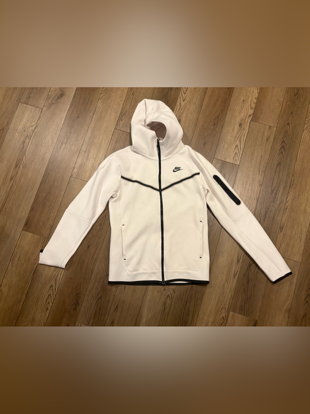 Nike Men’s White Hooded Performance Jacket with Black Accents
